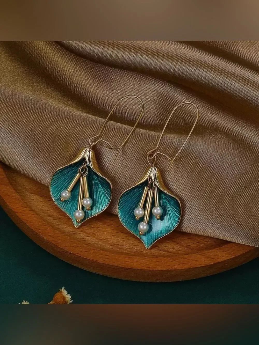 Green flower drop hoop earrings N1484